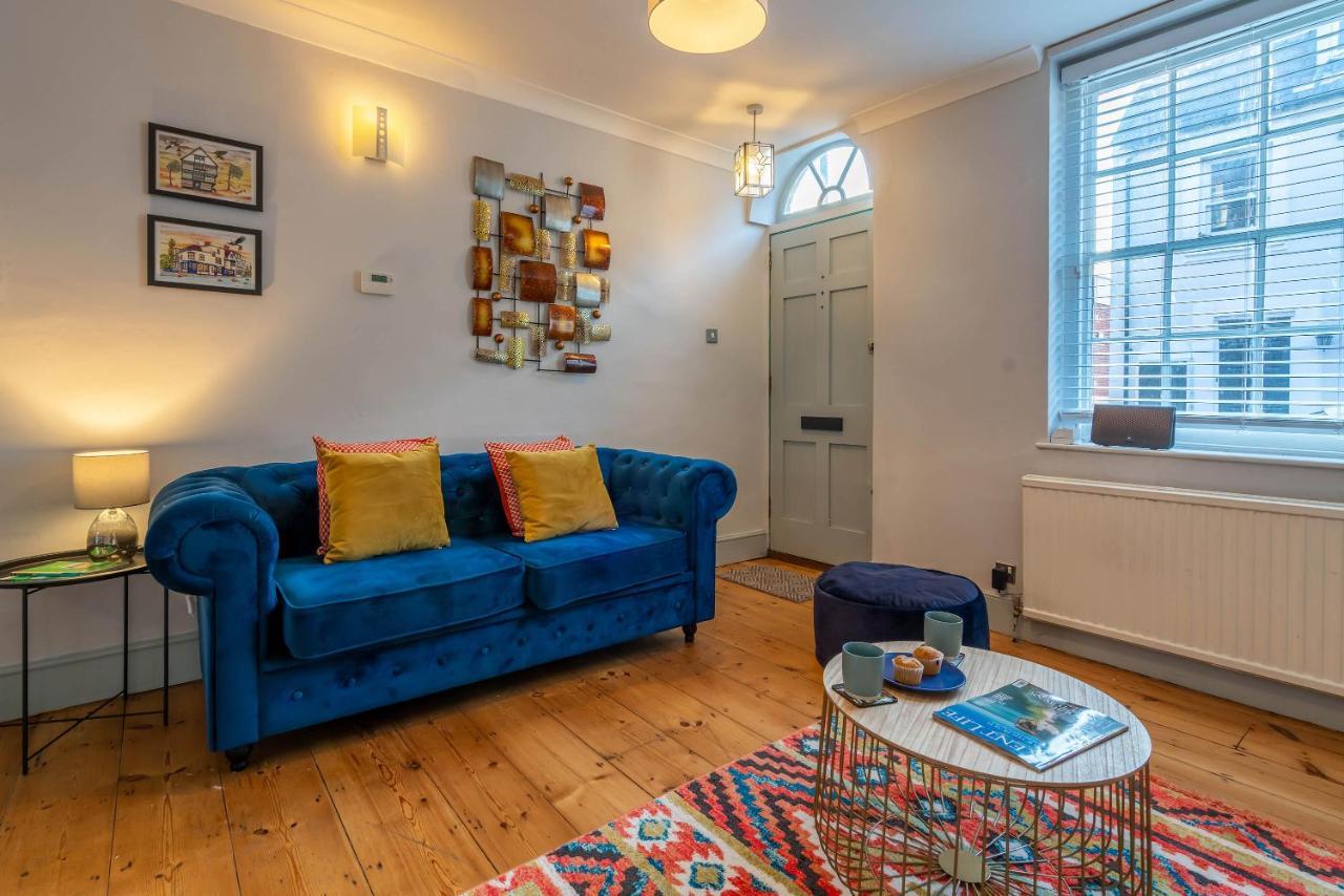 Two Bedroom House In Canterbury City Centre Exterior foto